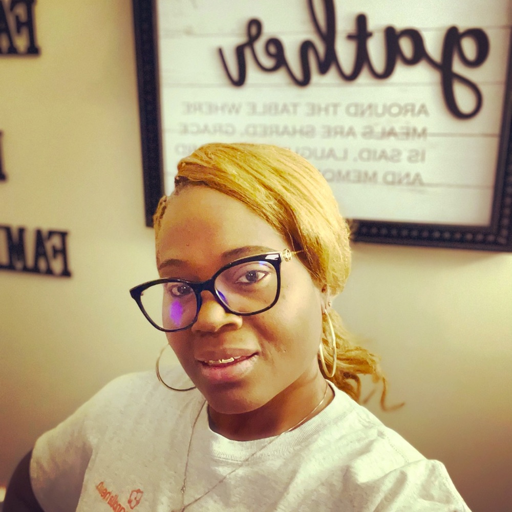 Meet your Posher, Tasha